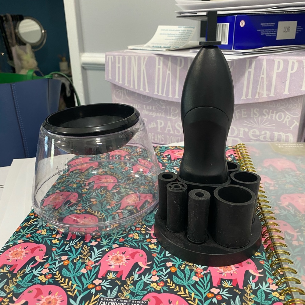 Makeup brush cleaner and dryer bowl